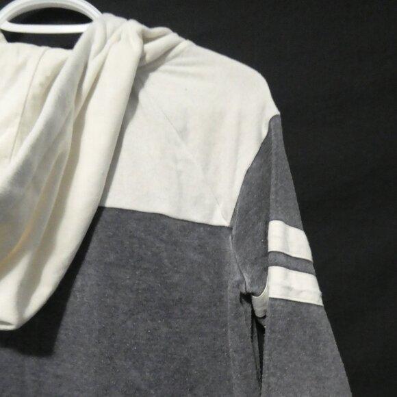FOREVER 21 | small | Grey and Cream Hooded Sweatshirt | Kangaroo Pocket - Picture 12 of 16